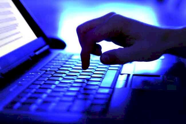 தொழில் வல்லுனர்களுக்கு மாத்திரமே அரச நிறுவனங்களில் இனி பதவிகள் வழங்கப்படும்.